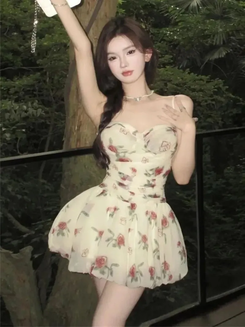 

Французское острое платье для девушек с ароматизированными цветами, женское летнее платье с высокой талией, облегающее Пышное короткое платье, женская одежда