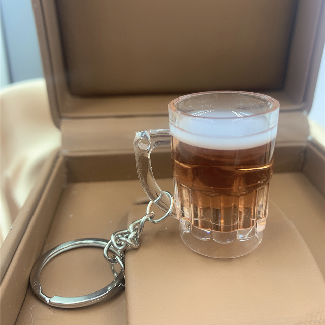 Simulation Beer mug keychain Men And Women Couple Key Chain Bag Pendant Wholesale