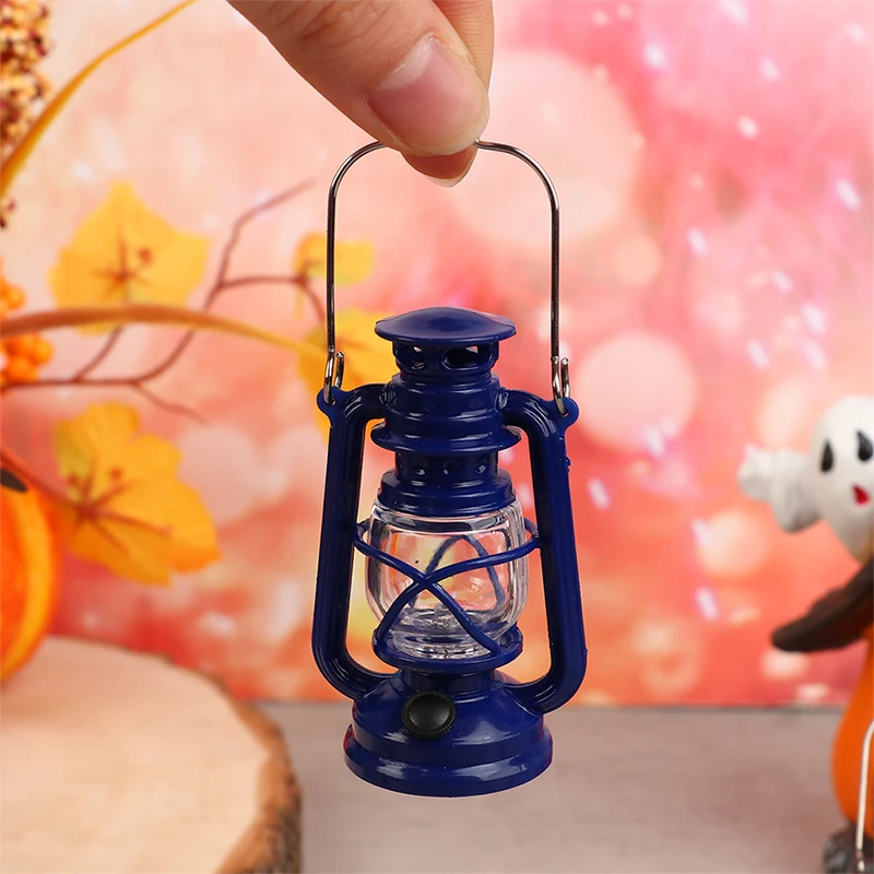 1:12 Scale Retro Mini Kerosene Lantern Miniature Oil Lamp DIY Dollhouse Decor Accessories Scene Ornaments Pretend Play Kids Toy