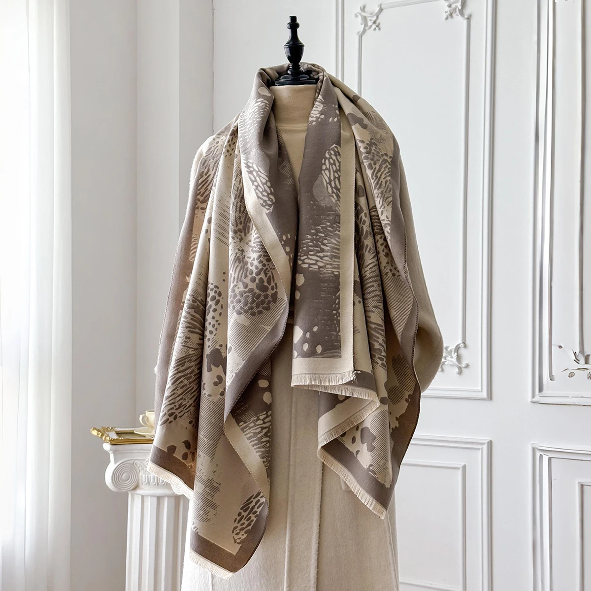 Winter Travel Faux Cashmere Scarf for Women Thick Warm with Cashew and Leopard Print Fashionable Luxurious Blanket Scarf