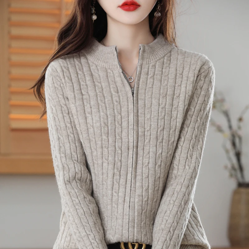 New Autumn And Winter Loose Wool Cardigan Female Zipper Twist Long Sleeve Knit Round Neck Sweater Solid Color Coat Jacket