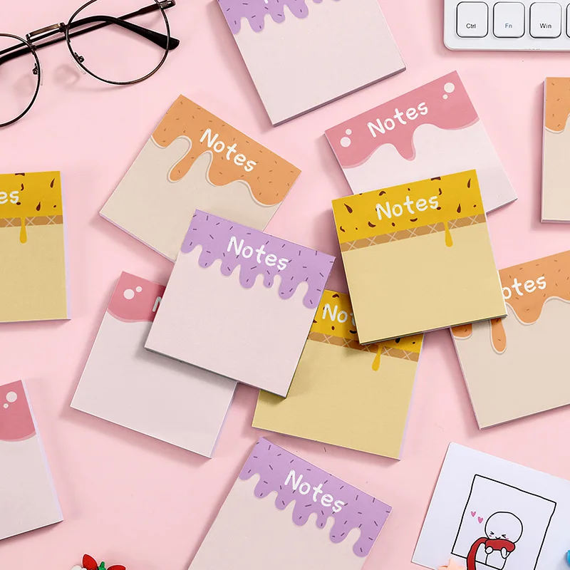 Рисунок 2 - Бумажный блокнот для записей в простом стиле