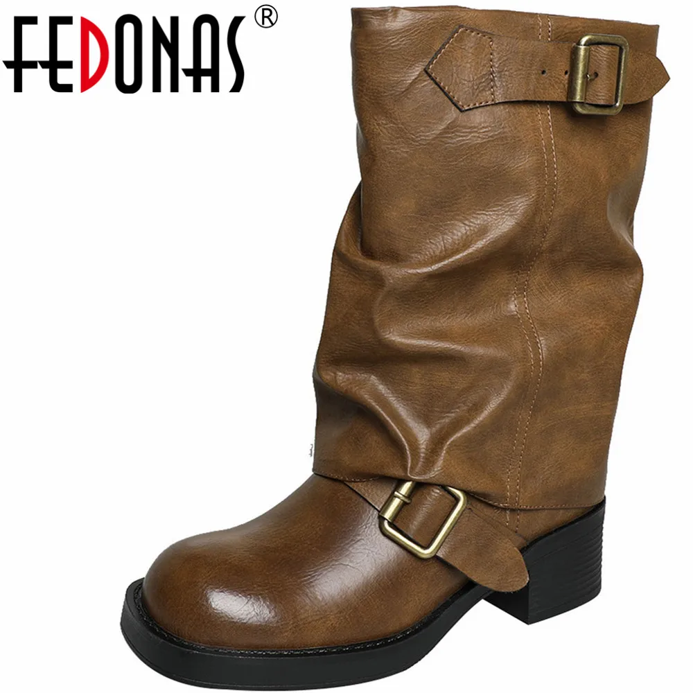 

Женские короткие ботинки FEDONAS из натуральной кожи в стиле ретро; Обувь на толстом каблуке с круглым носком и пряжкой на ремешке; Популярная Повседневная обувь; Сезон осень-зима; Женская обувь; 2023