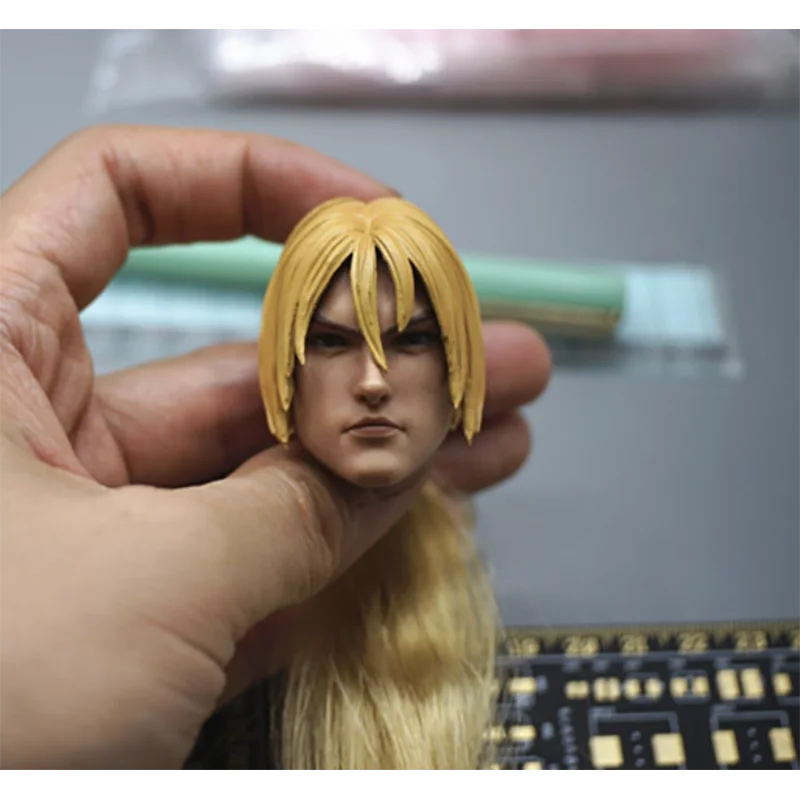 HEADSculptAworldboxKF00916thScale1216.jpg