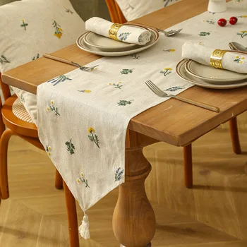 Decorazione per Tavolino da Caffè, Perfetta per Caffetterie e Matrimoni, Runner da Tavola di Lusso con Fiori Ricamati, Morbido Lino/Poliestere Lavabile