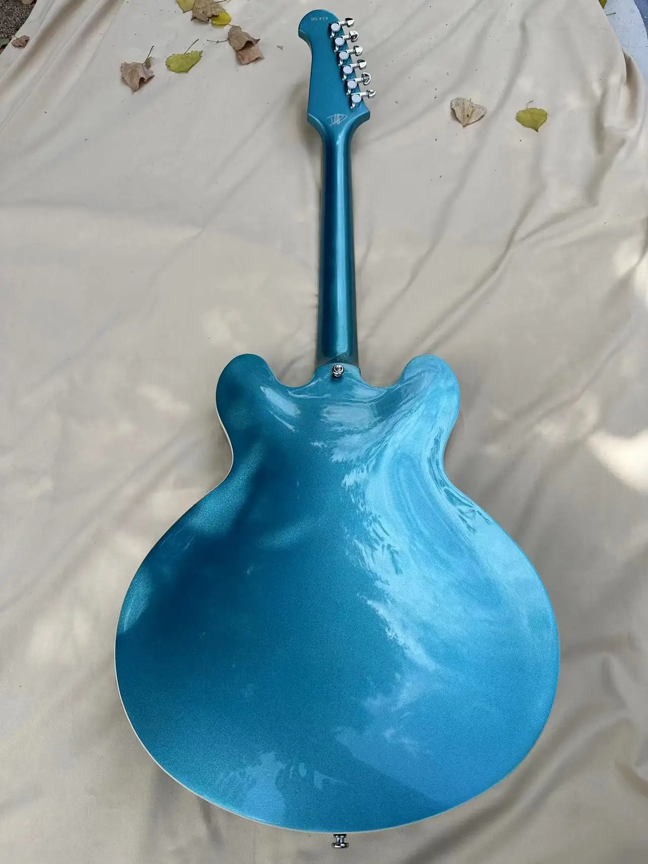 기타이펙트 페달 DG335 실버 블루 하프 할로우 재즈 기타, 클래식 상감, 사용 가능 재고, 빠른 배송, 무료 배송 기타이펙트 페달 DG335 실버 블루 하프 할로우 재즈 기타, 클래식 상감, 사용 가능 재고, 빠른 배송, 무료 배송