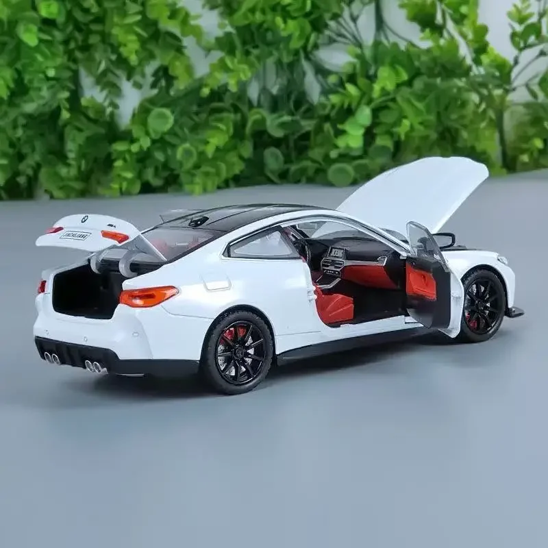 سبيكة بمقياس 1:24 لسيارة BMW M4 الرياضية، نموذج مح...