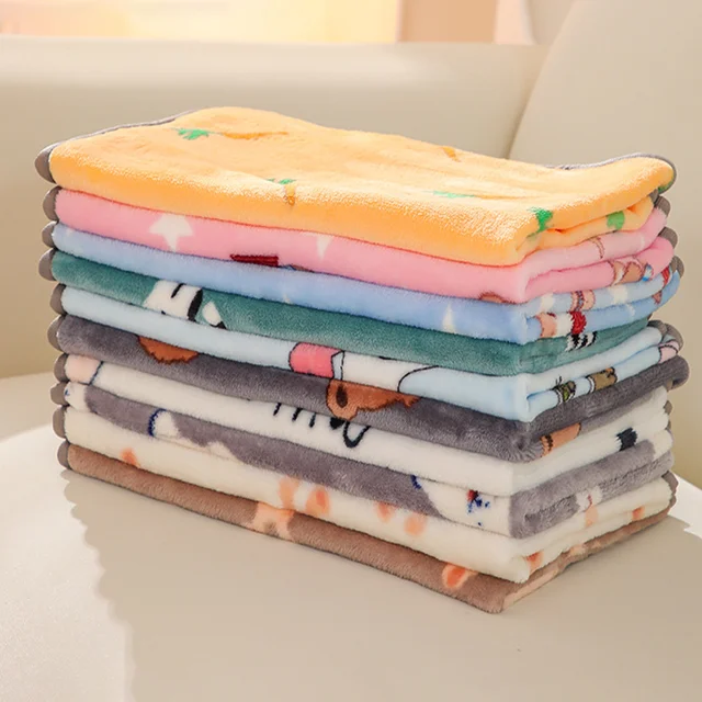 2025 New Soft Pet Blanket Spring Warm Dog Bed Blanket Cute Pet Sheets Warm Mat Comfortable Cat Dog Pad Blanket Pet Accessories 3