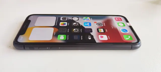 Usado Desbloqueado Apple iPhone 11, Celular, Face ID, 64 GB, 128GB, 4G LTE, 6,1 "Tela Original 3