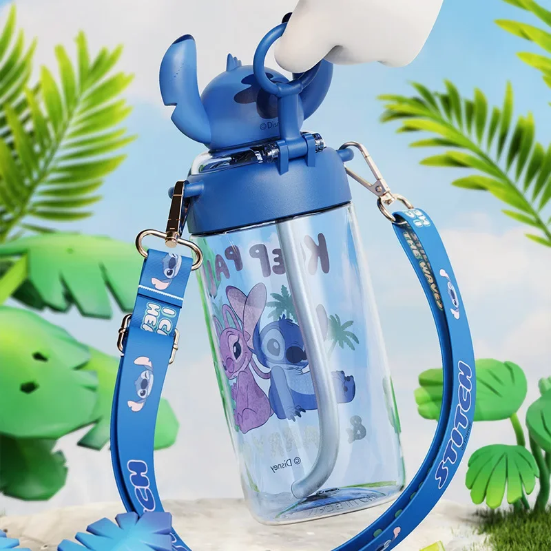 Disney Periphery stitck water bottles 650ML Large Plastic Cup Cartoon Animation Large Capacity Space Straw Cup Car Kid Gift