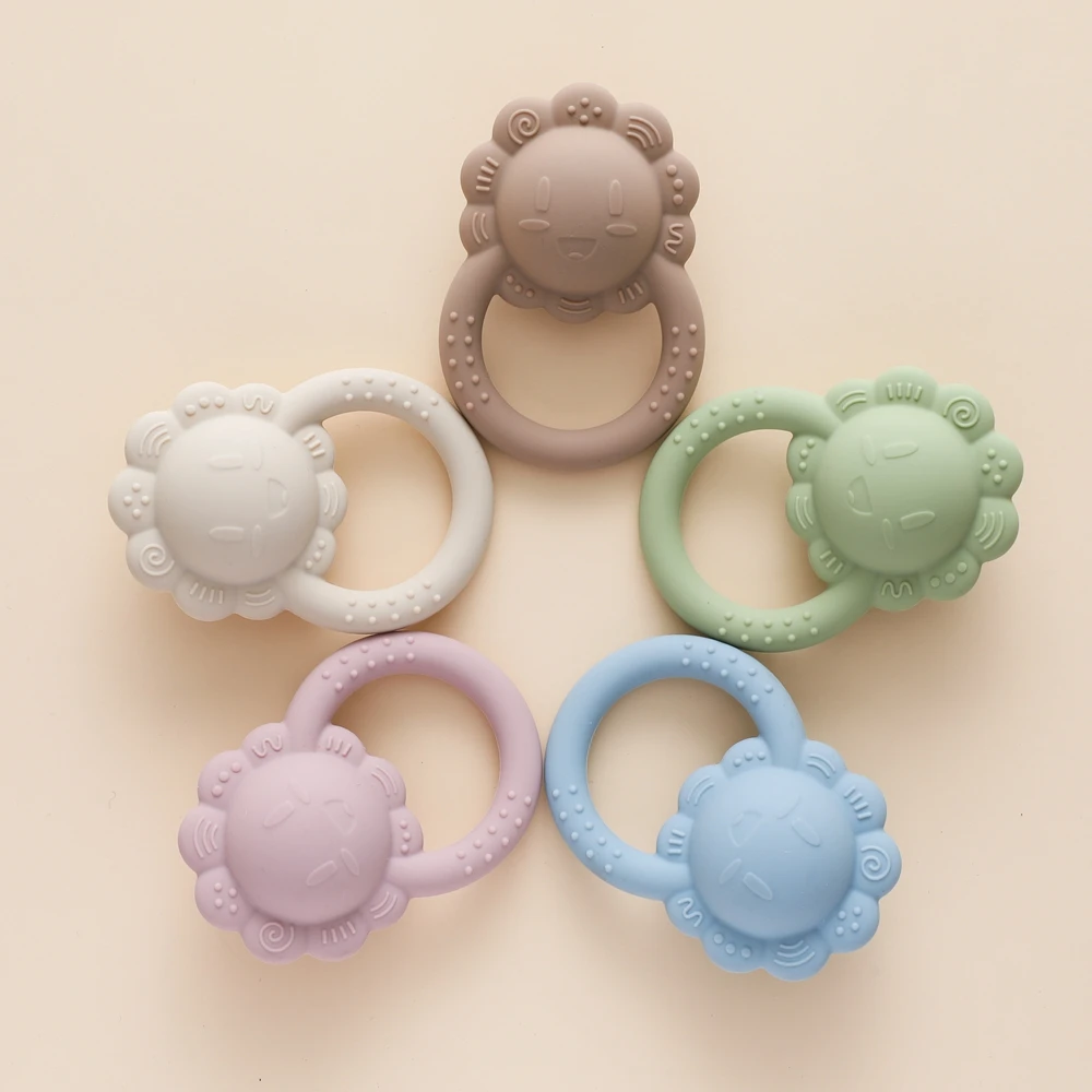 Baby Toys Silicone Teether Food Grade Rattle Toys Baby 0-12 Months Sensory Silicone Lion Hand Bell Teething Rattle teething toys silicone teething toys