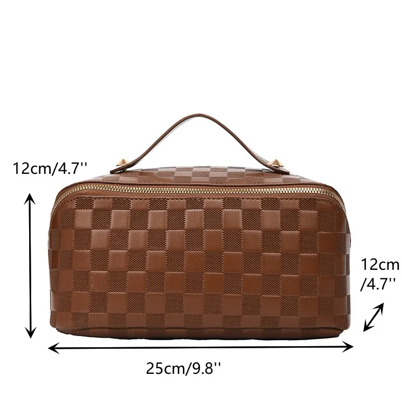 Makeup Bag Luxury Designer By Louis Vuitton Size: Small