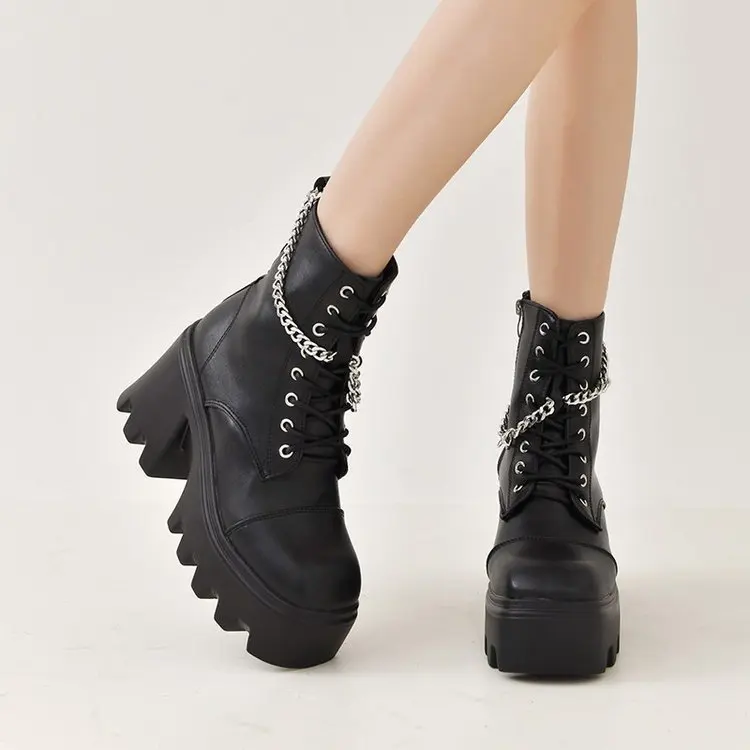 Women's Gothic Platform Boots With Chain And Rivet Decoration_voghion.com