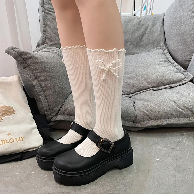 

2023 New Product Pearl Bow Knot Wooden Ear Edge Stacked Cotton Socks Medium Tube Socks College Style Girl Cute Calf Socks Girl