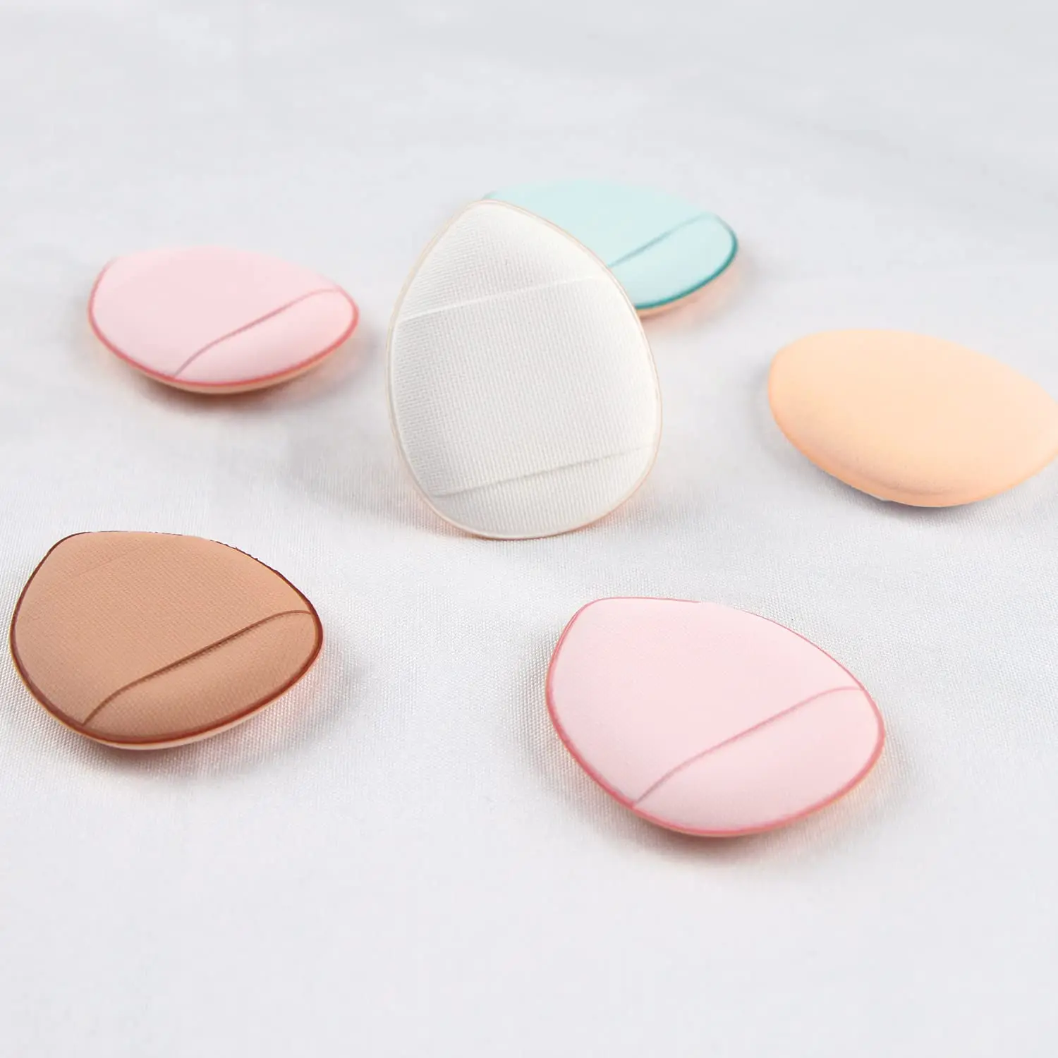 Mini Finger Puff Cosmetic Cushion Puff Concealer Foundation Detail Makeup Sponge Puff Set Beauty Tools Mini Triangle Makeup Tool 2