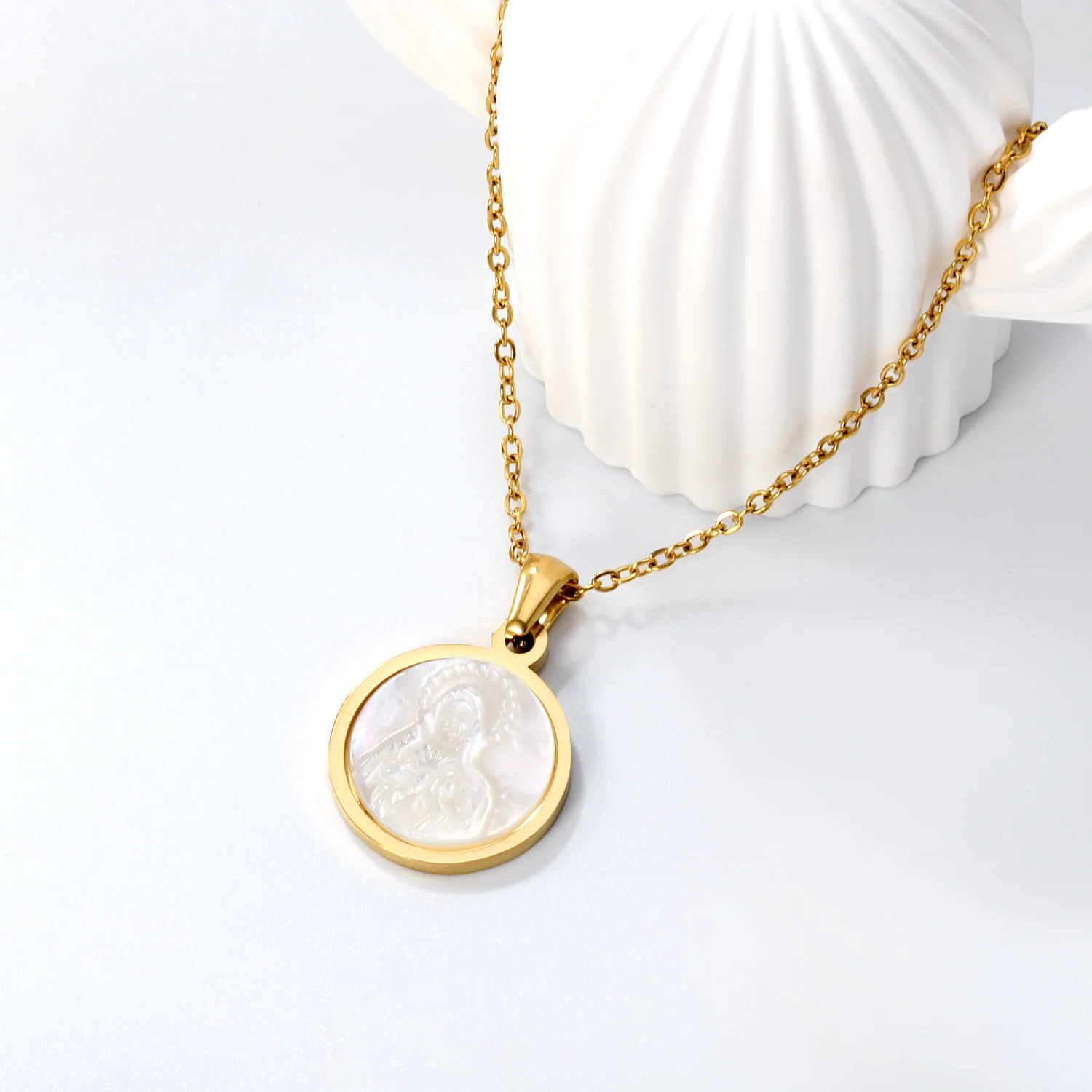 LUXUKISSKIDS Round Pattern Imitation Pearl Engrave Prayer Girls Pendant Necklace Religious Trendy Carve White Shell Choker Colar 4 LUXUKISSKIDS Round Pattern Imitation Pearl Engrave Prayer Girls Pendant Necklace Religious Trendy Carve White Shell Choker Colar - Image 4