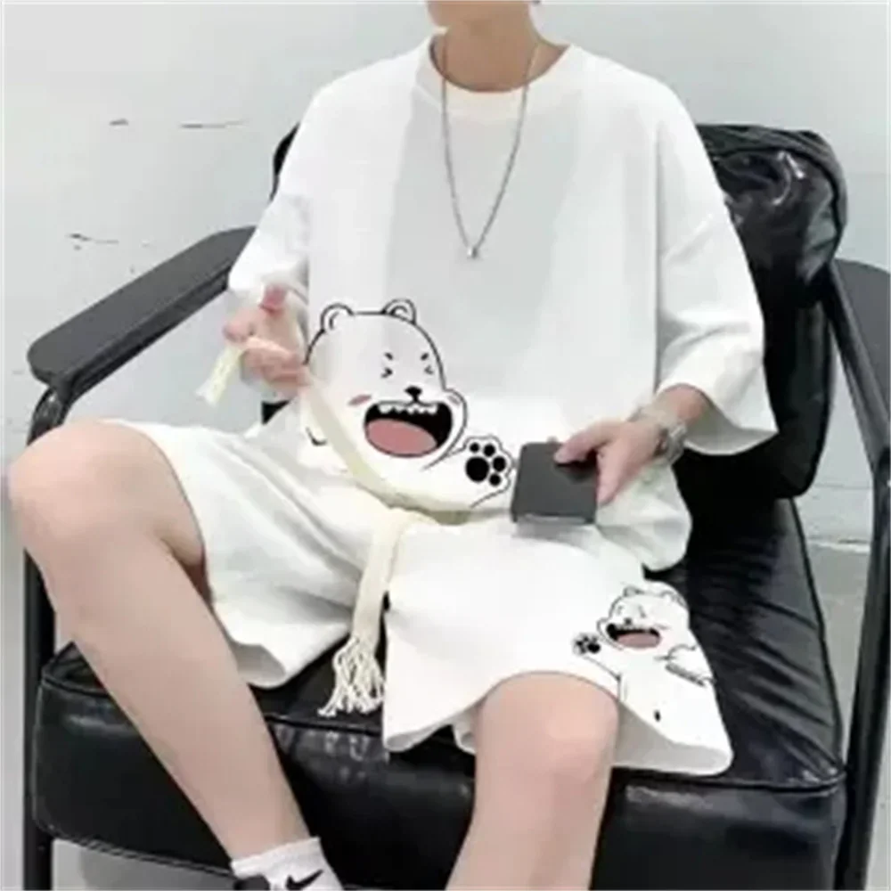 thumbnail image 1 of Nuevos conjuntos de pantalones cortos de moda de verano para hombre, chándales con gráficos de oso de anime, ropa deportiva de tendencia, trajes de 2 piezas, ropa de calle, conjuntos unisex, 1 of 5