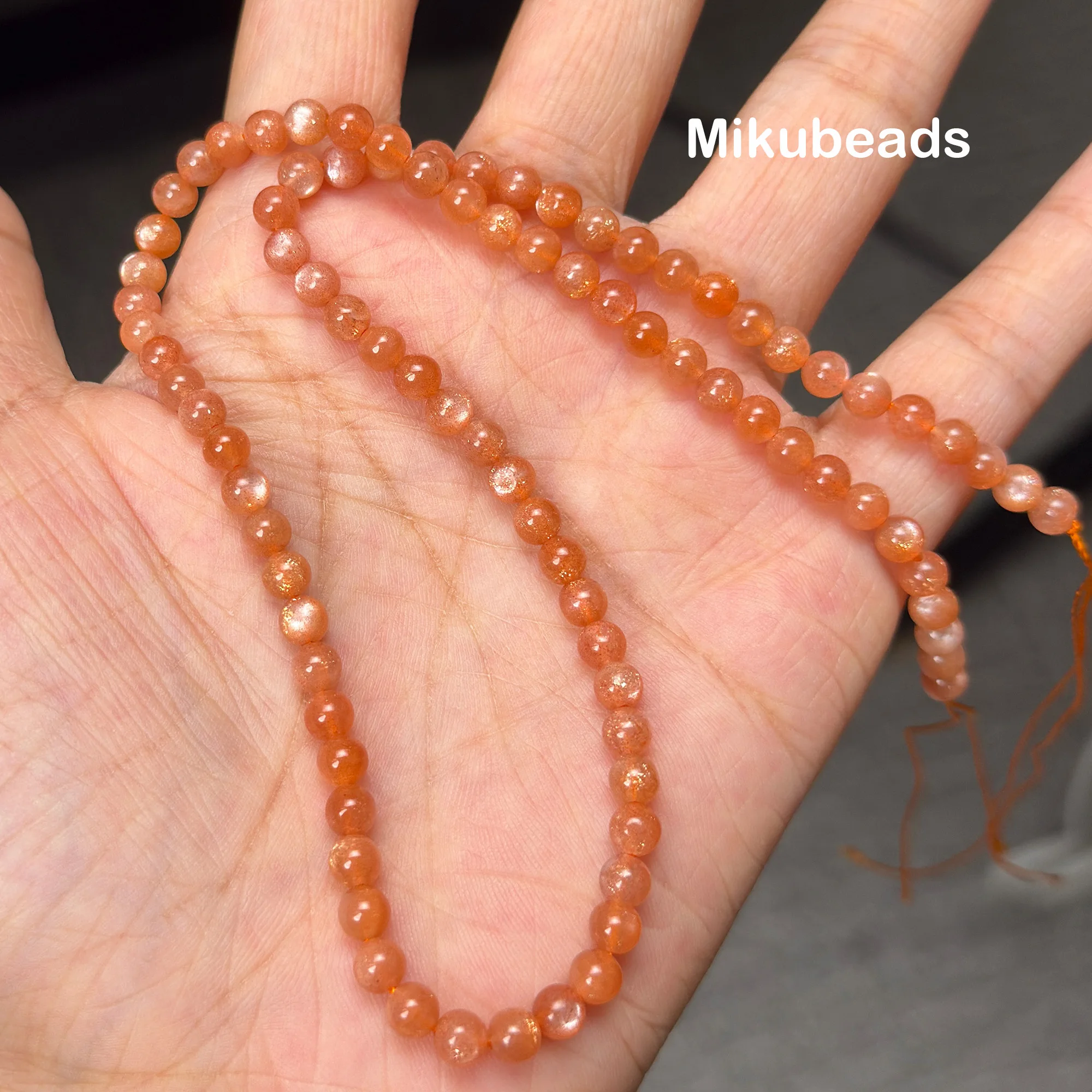 도매 천연 4mm 5A 오렌지 문스톤 매끄러운 원형 비즈 주얼리 제작 DIY 목걸이 미쿠비즈