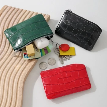 Portamonete in pelle PU 2025 Nuovo con portachiavi Portamonete impermeabile con cerniera Porta carte di credito di grande capacità Portafoglio da donna