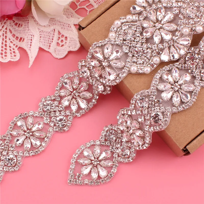 

Bridal Belts for Women Sparkling Silver Rhinestone Wedding Belt Luxury Bridal Accessory for Formal Dress Jewelery belt