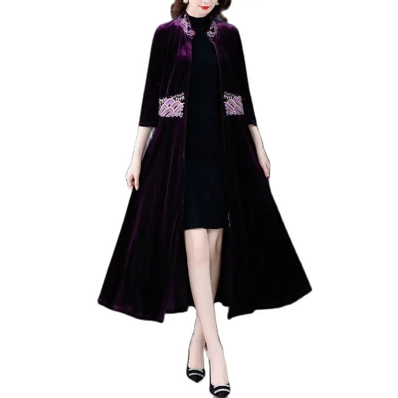 

Middle-aged Mother Fashion Coat 2022 Spring And Autumn Long Slim Large Size Noble Broad Wife Loose Temperament Velvet Coat Woman