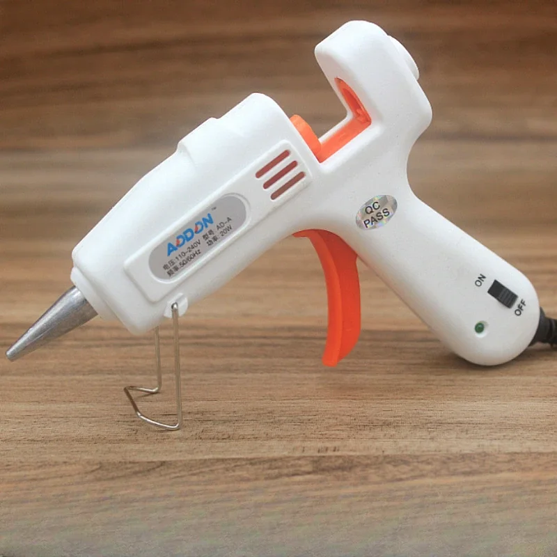 

Small Hot Melt Glue Gun Kids Hot Melt Glue Gun 7mm Glue Stick Hot Sol Gun 20W Manual Equipment Household Practical Tool