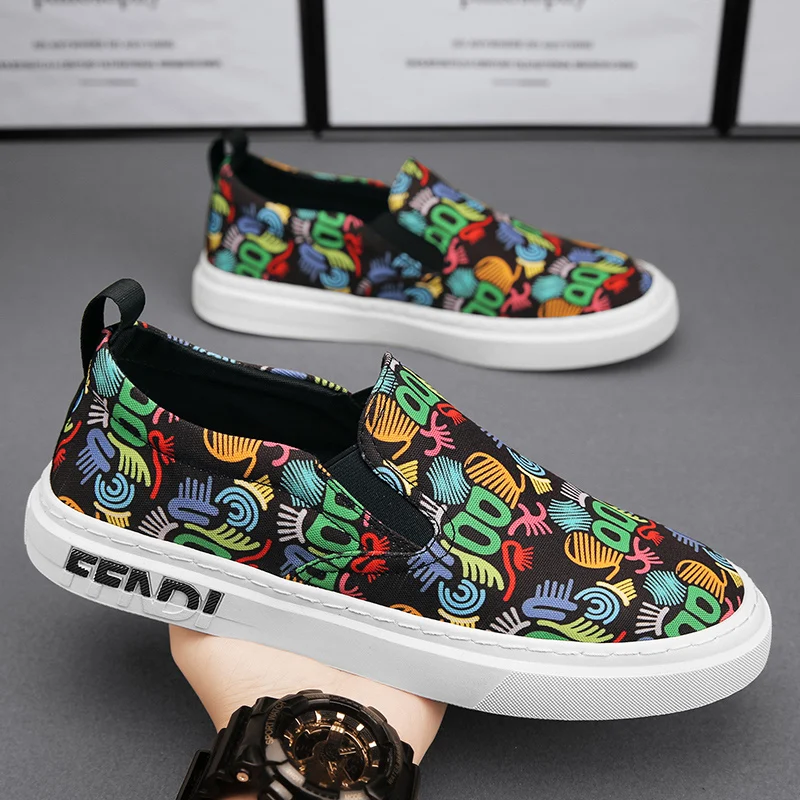 

Fashion Graffiti Print Canvas Loafers Men Casual Shoes Breathable Men's Slip On Flat Shoes Hip Hop Designer Canvas Men Sneakers