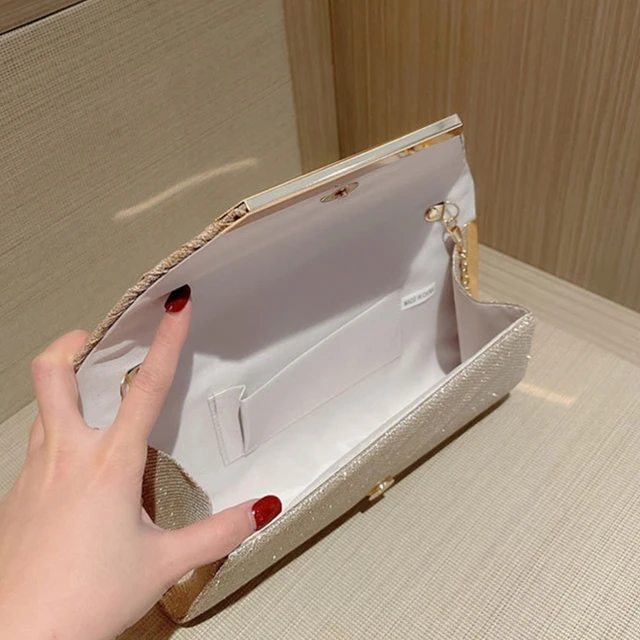 Sac à Main De Soirée Minaudiére Clatch En Velours Brodée En Perles Avec Fermoir Metallique Dore