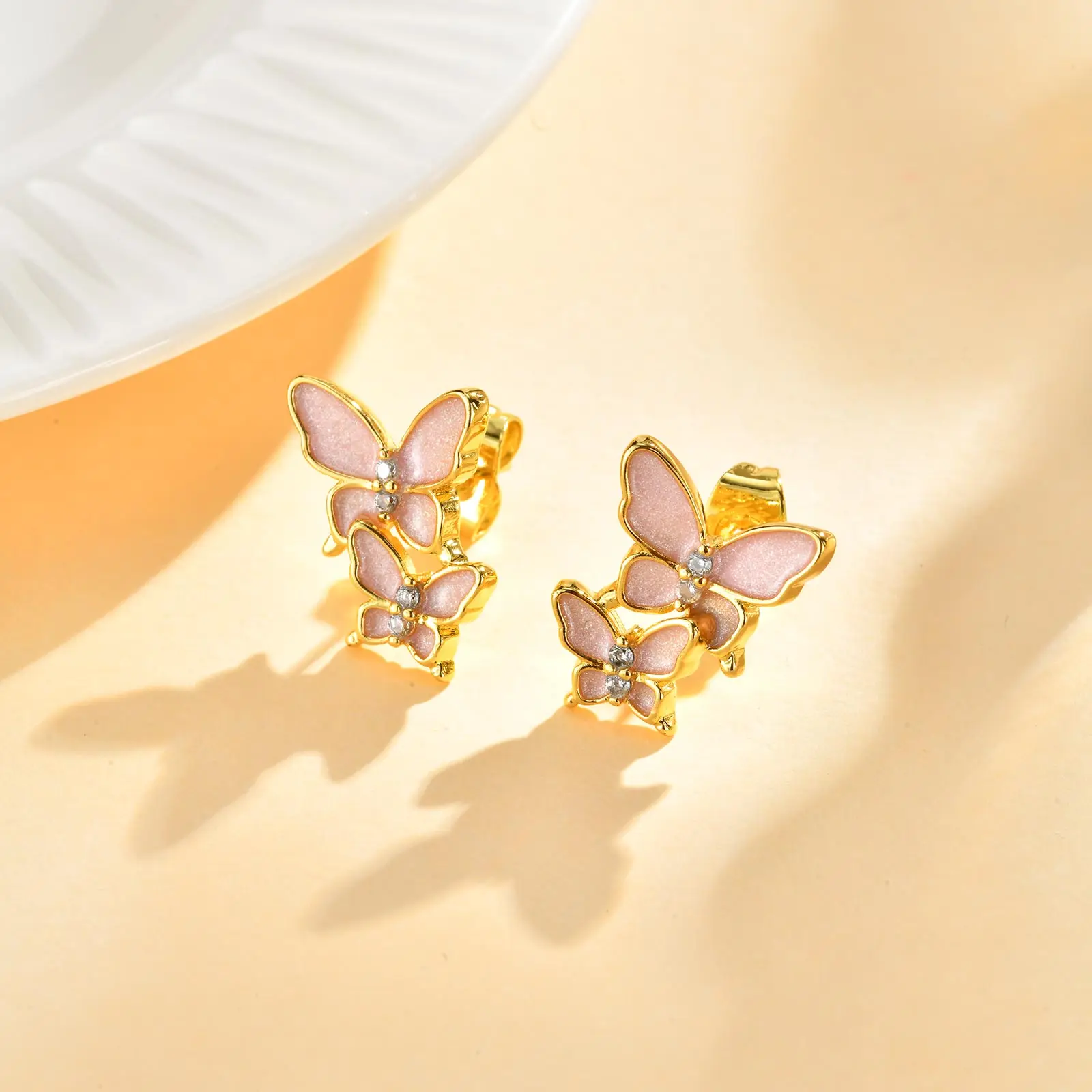 Leichte, luxuriöse rosa Blütenblatt-Blumen-Ohrstecker für Frauen, trendige Schmetterlings-Ohrringe, exquisiter Ästhetik-Schmuck für die tägliche Party – Detail 6