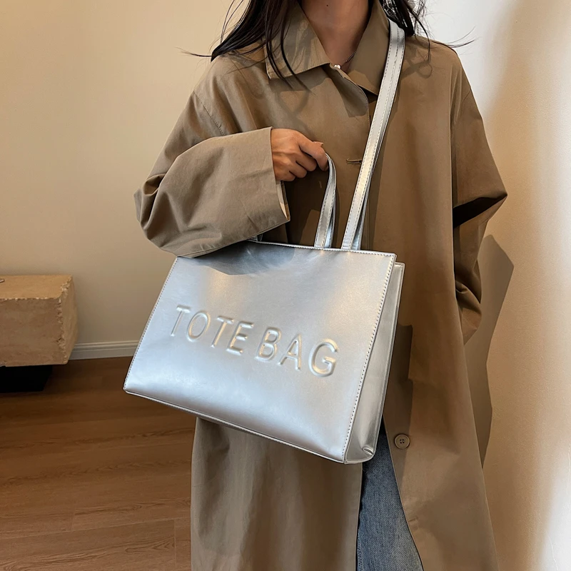 PlatiNum Designer Tote Bag Interior Organization