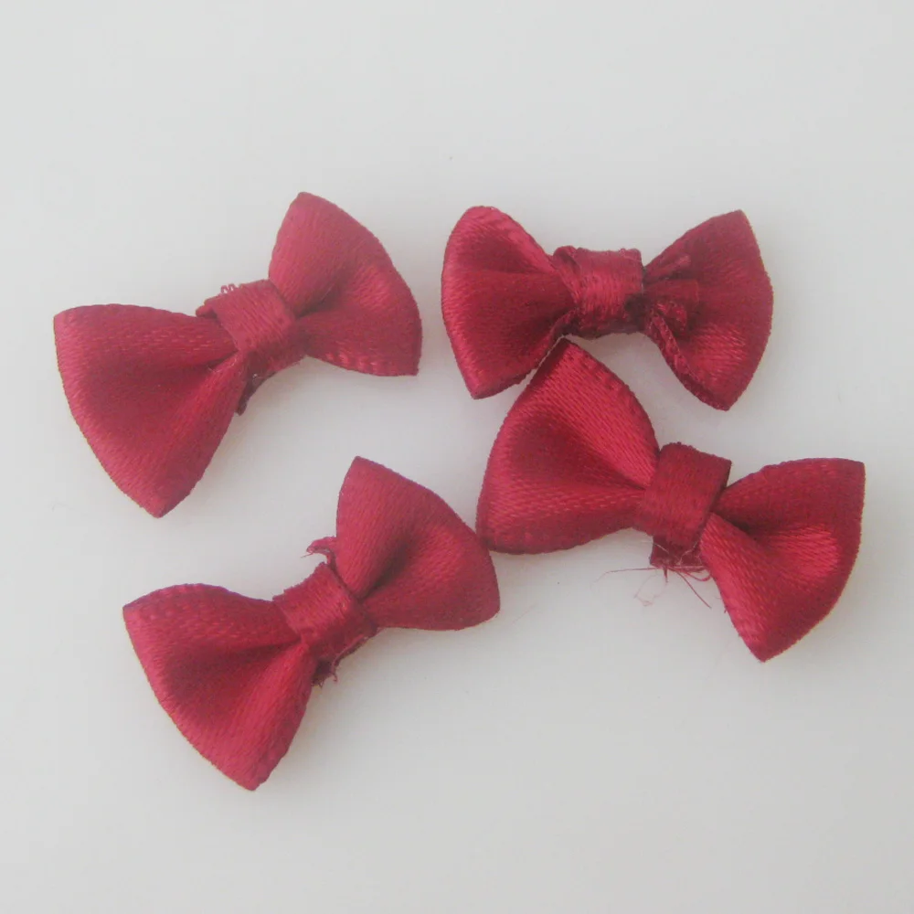 50Pcs 2CM 긴 선 모양 작은 활 새틴 리본 매듭 35 색상 귀여운 Bowtie 옷 모자를 쓰고 있죠 장식품