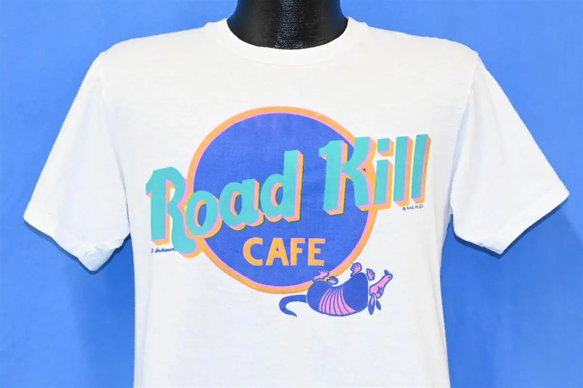 T-Shirt Spoof Da Ristorante Hard Rock Divertente Armadillo Road Kill Cafe Anni '90