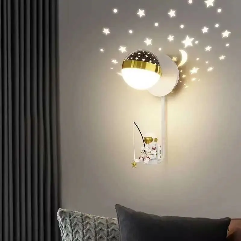 

Astronaut Wall Lamp Children's Room Bedroom Bedside Light Spaceman Starry Projection Sconces for Aisle Stairway Golden Black