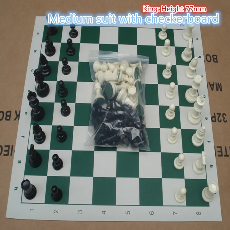 Foreign High-quality Chess King Plastic Medium High 64 mm 77mm