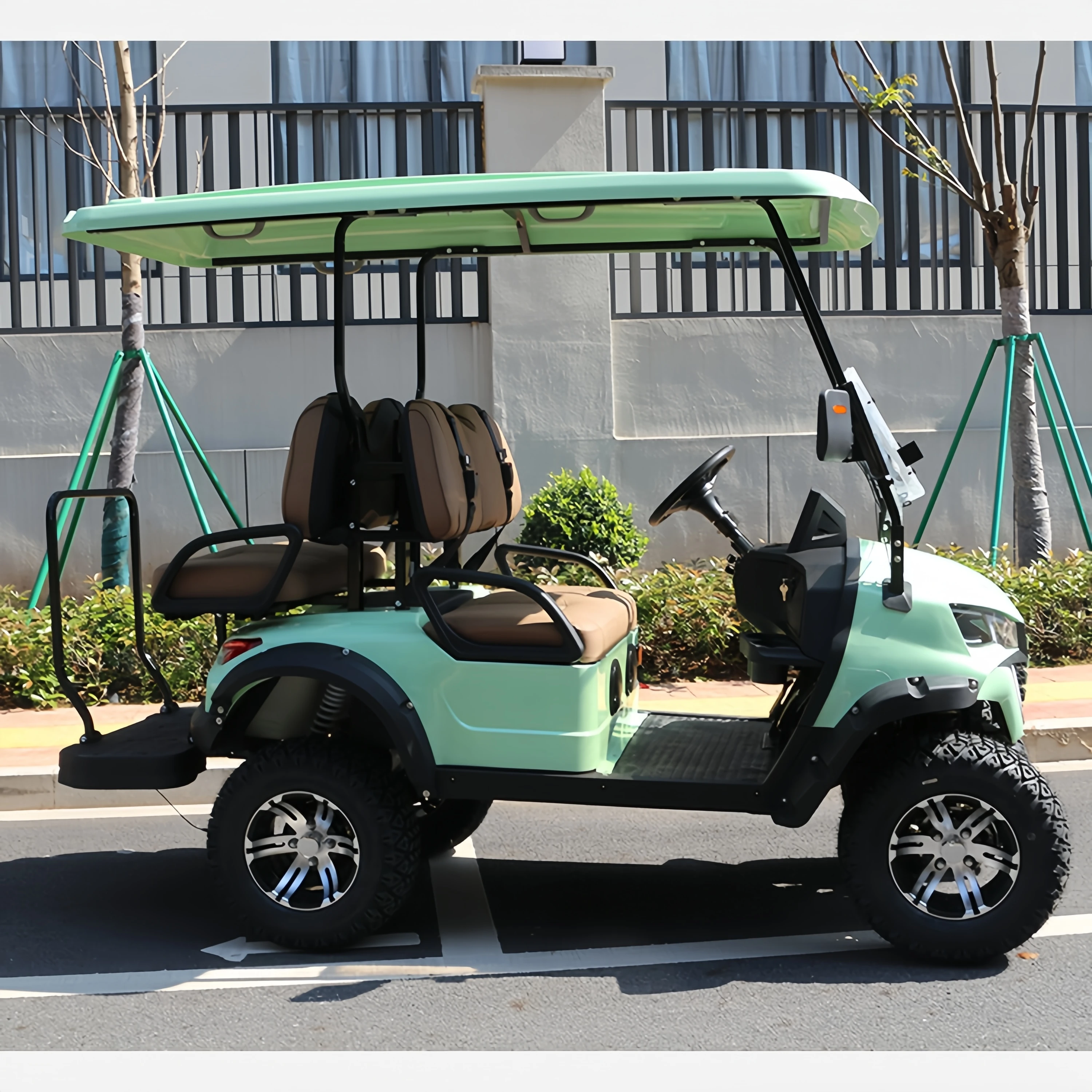 Trustworthy China Supplier Professional Design 6+2 Seats Golf Carts Electric Golf Cart Mini Cart