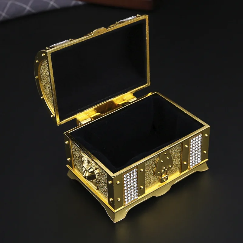 Classic Treasure Chest Jewelry Storage Box Zinc Alloy With Zircon Keepsake Gift Case For Ring Earrings Necklace