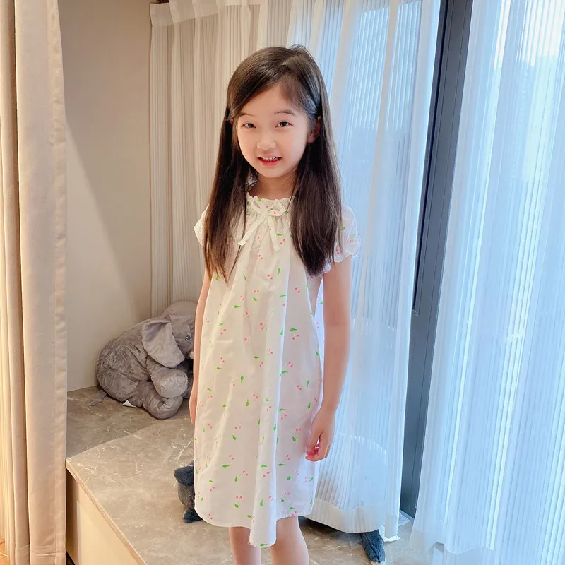

Summer Girls' Nightdress Small Cherry Print Comfortable Cotton Mulberry Silk Top Shorts Home Clothes 2022 New Children's Wear
