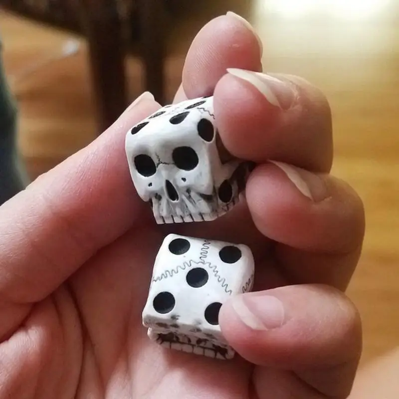 Black Skull Dice 1/5Pcs Skull Dice Cube Dice Halloween Dice Table Ornament Vintage Skeleton Dice For Halloween Board Games Poker 4