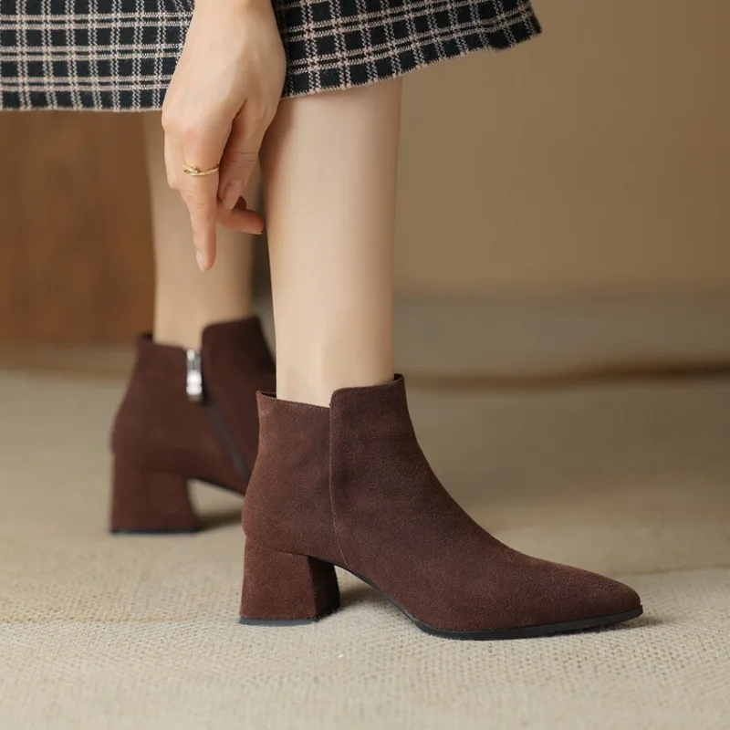 

Women Ankle Boots Fashion Classics Modern Chunky Heel Boots 2023 Women Solid Color Zip Pointed Toe High Heels Ladies Shoes
