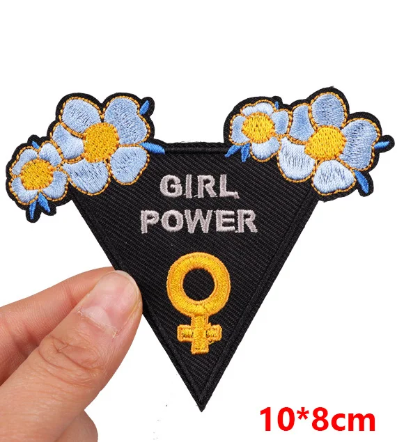 Finally Home Toppa termoadesiva – Well Behaved Women | Patch femminismo, femminismo, toppa termoadesiva con fiori