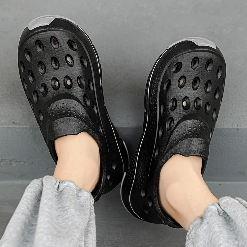 Slippers Fashionable Hole Shoes Summer Men's Popular Chameleon EVA Slippers Anti Slip Toe Capped Comfortable To Step On