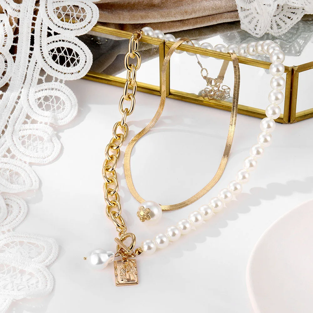 Vintage Baroque Pearl Square Pendant Necklace Alloy Pearl Splicing OT Buckle Stacked Necklace Women's Luxury Jewelry Necklaces