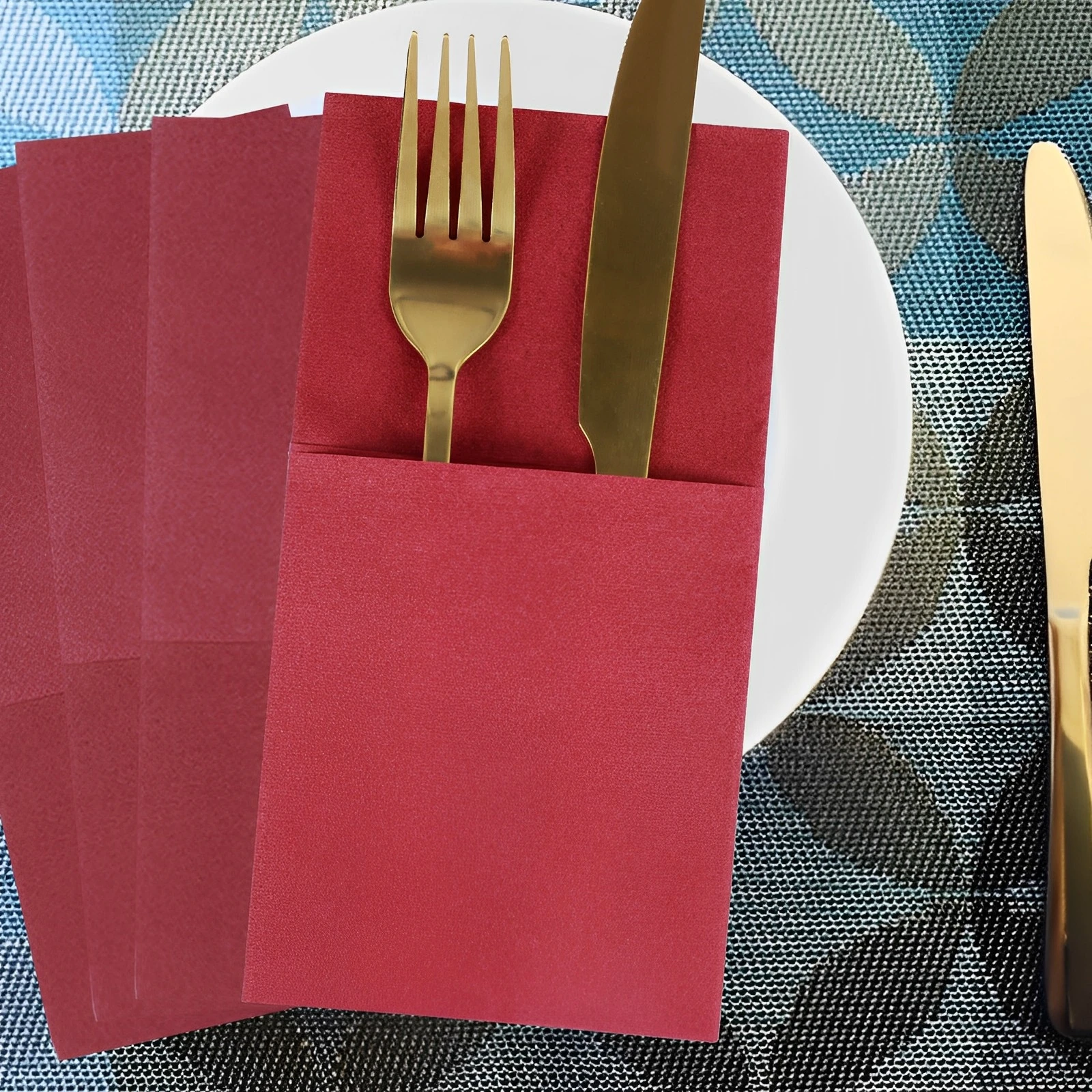 Disposable Paper Napkins 50Pcs Disposable Linen-Feel Dinner Napkins with Flatware Pocket
