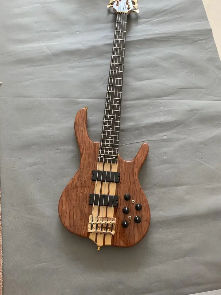 カスタマイズされた5弦ベースエレキギター,工場直販,ボディデザイン