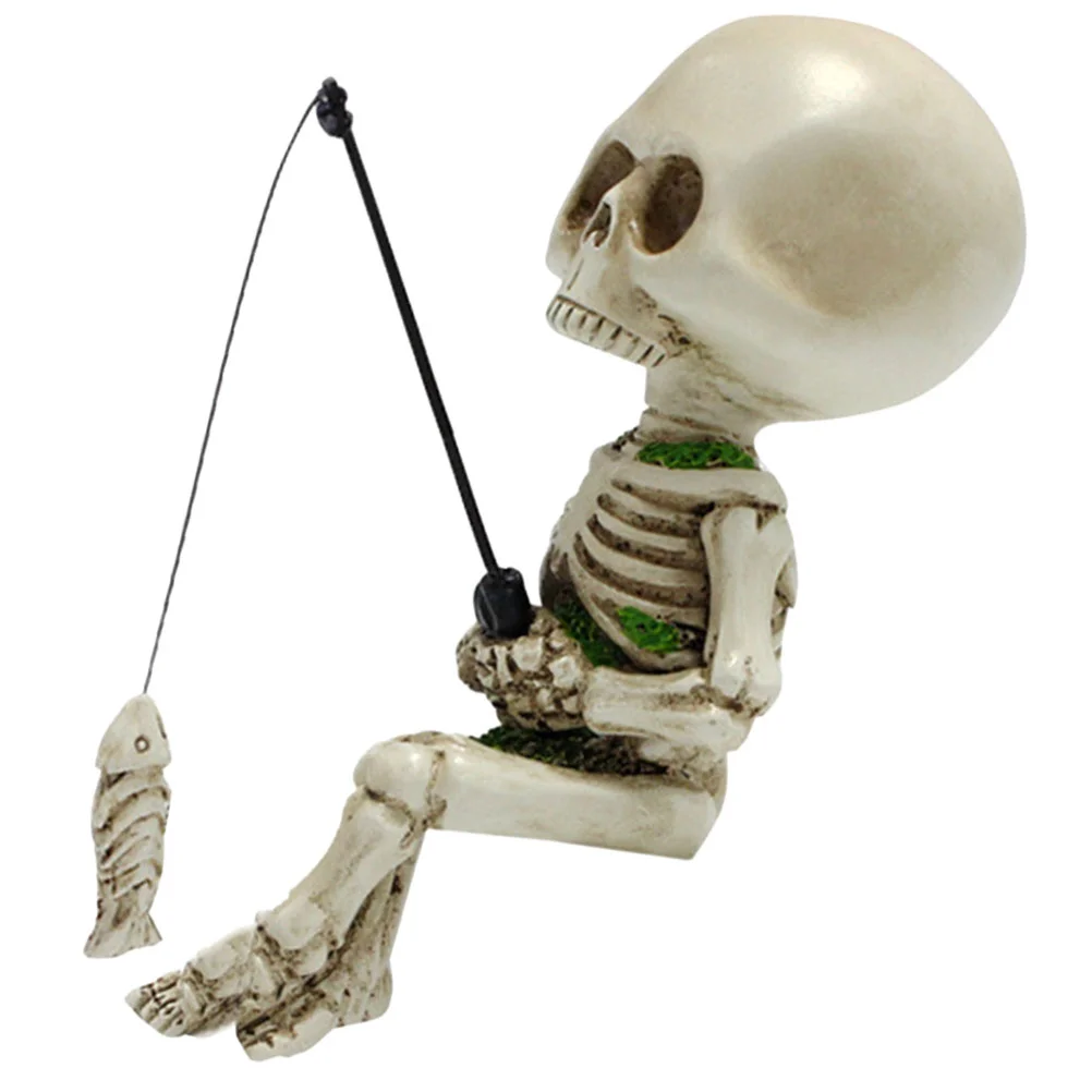 

Garden Resin Skull Statue Decor Outdoor Fishing Skull Ornament Pond Landscape Decor