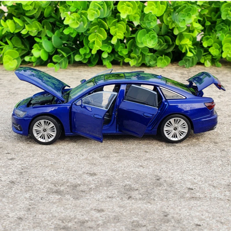 Audi A6 1/18 ミニカー Amazon | ダイキャストカー 1/18 アウディ A6 合金ダイキャスト