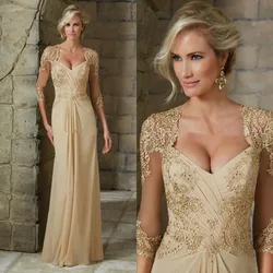 2021 Gorgeous Champagne Chiffon Lace Plunge Neckline Mother of the Bride Dresses With 3/4 Sleeves Wedding Party Gowns Back Out