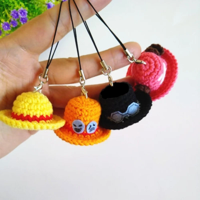 

Цельная ручная вязаная крючком шляпа Луффи Эйс Сабо три брата Чоппер маленькая шляпа соломенная шляпа искусственная необычная бижутерия