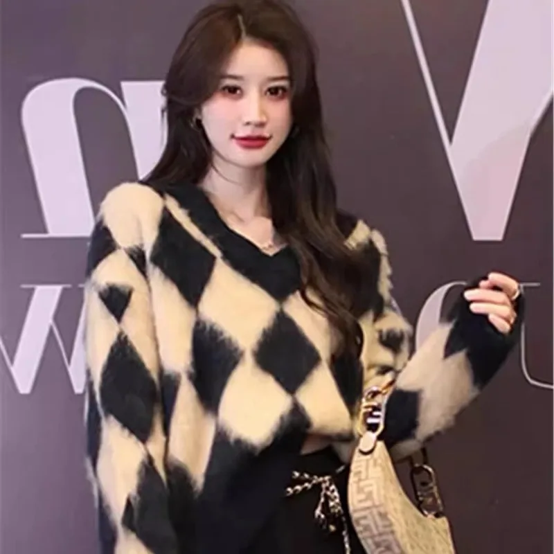 

Женский мохеровый свитер в клетку, Свободный пуловер в Корейском стиле, трикотажная одежда с V-образным вырезом и длинными рукавами, Осень-зима 2023