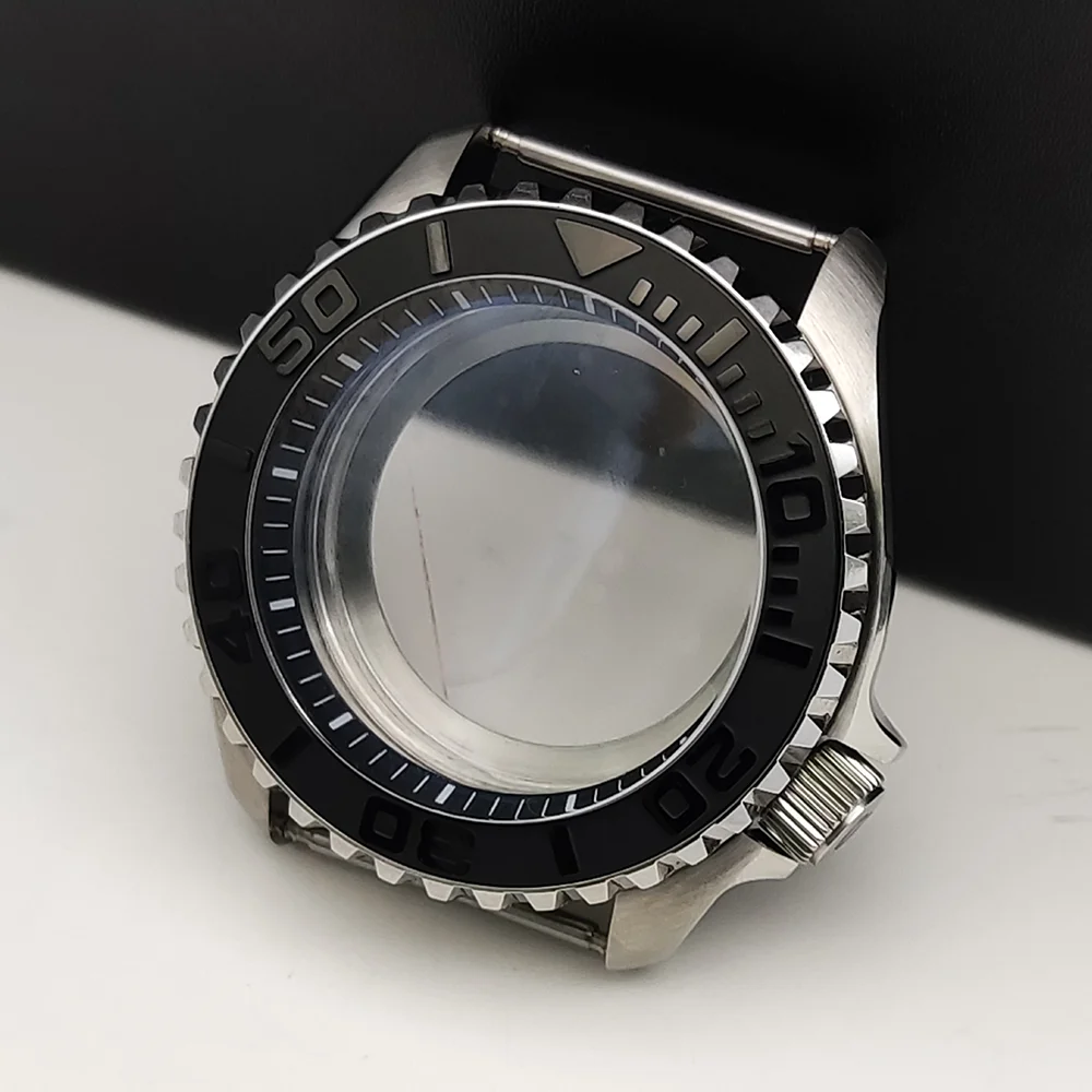 Vibrant 42mm Watch Case with Sloping Bezel